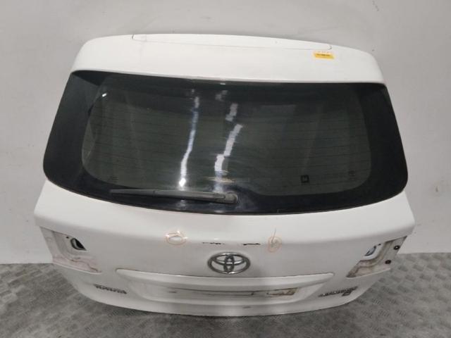 Comprar Puerta trasera del maletero (portón trasero) Toyota Avensis  T27 a bajo precio