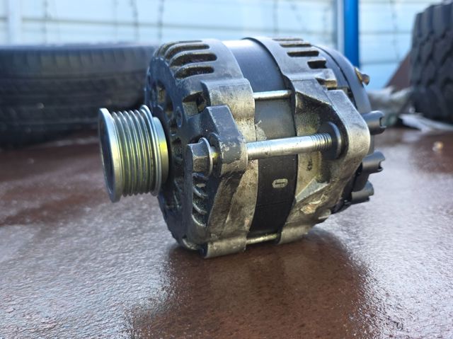 6711540302 Alternador  disponible Málaga