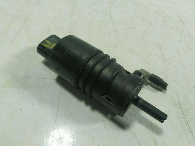 67126934160 Bomba de agua limpiaparabrisas, delantera  en stock Sabadell