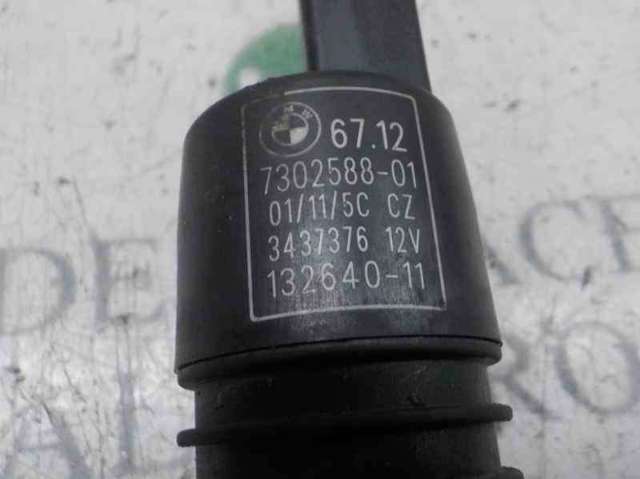 67127302588 Bomba de agua limpiaparabrisas, delantera  en stock Granada