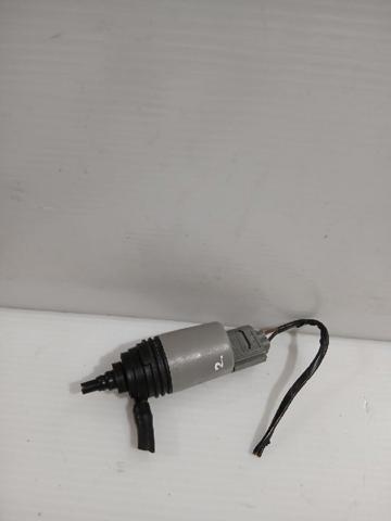 67127302588 BMW Bomba de agua limpiaparabrisas, delantera  en stock Gandía