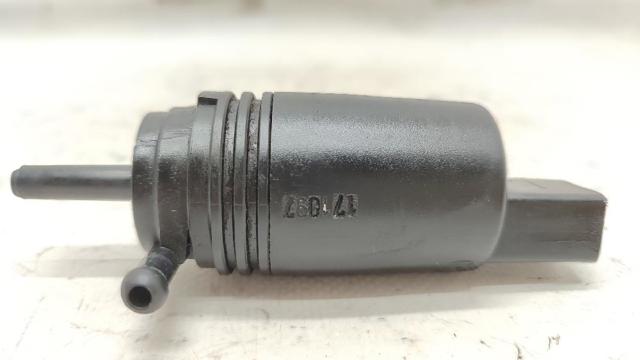 67128377612 Bomba de agua limpiaparabrisas, delantera  en stock Granada