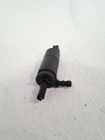 67128377613 BMW Bomba-motor de lavafaros  en stock Gandía