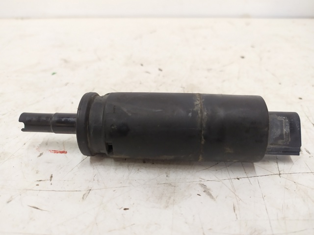 67128377613 BMW Bomba-motor de lavafaros comprar Alcalá