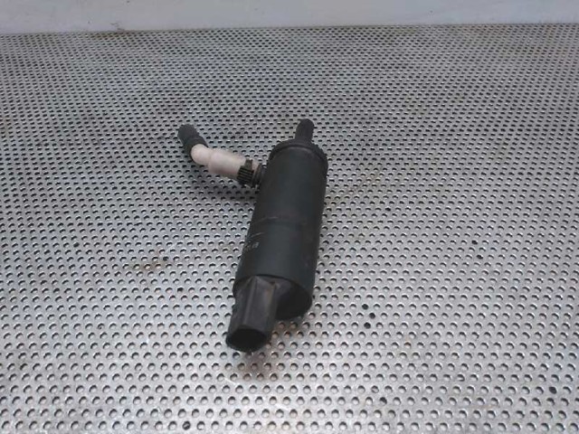 67128377613 BMW Bomba-motor de lavafaros  comprar en Jaén