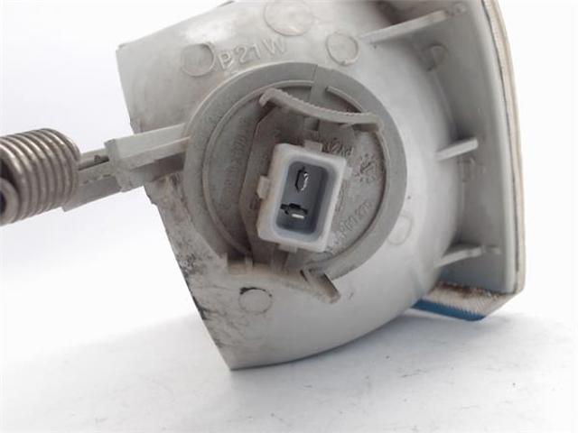 FORD 6729789 Piloto intermitente derecho  disponible Valladolid