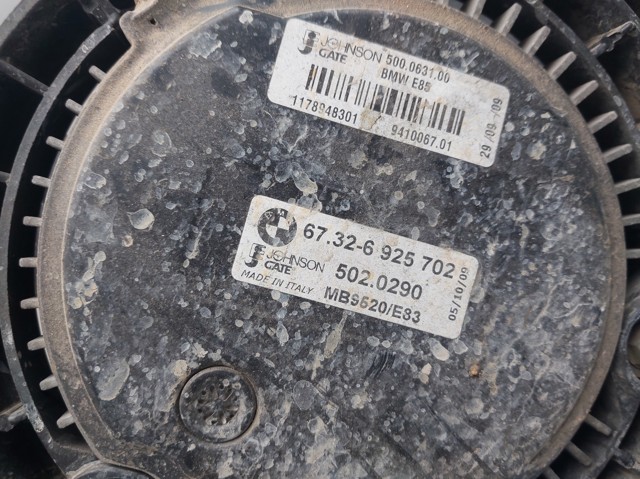BMW 67326925702 Difusor del radiador de refrigeración con motor y hélice  comprar en Albacete