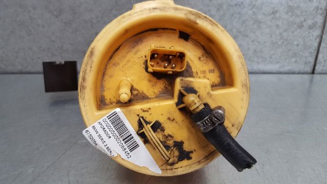 6750582 Bomba de gasolina  en stock Sabadell