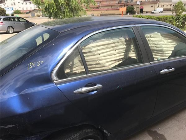 HONDA 67510SEA900ZZ Puerta trasera derecha  comprar en Ponferrada