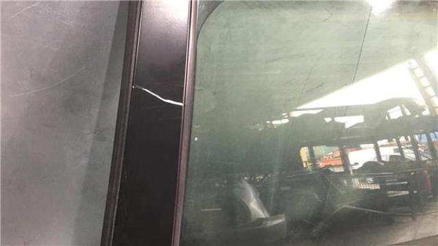 67550SEA900ZZ Puerta trasera izquierda comprar Girona