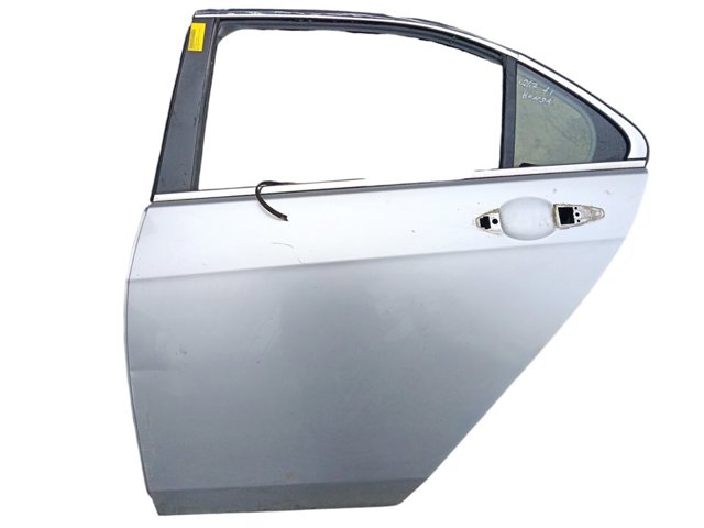 67550SEA900ZZ Puerta trasera izquierda  disponible Utrera