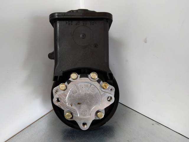 6756575 BMW Bomba de dirección  en stock Gandía