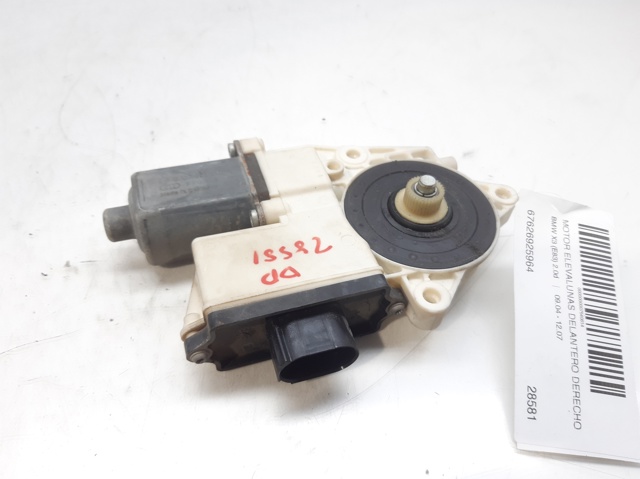 Motor eléctrico, elevalunas, puerta delantera derecha 67626925964 BMW