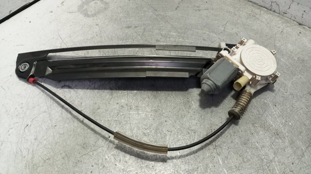 67628360512 BMW Motor del elevalunas de la puerta delantera derecha  comprar en Oviedo