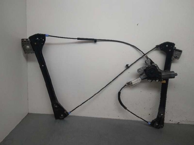 BMW 676283620640 Motor del elevalunas de la puerta trasera izquierda  disponible Valladolid