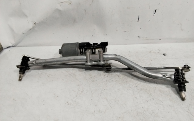 BMW 67636914577 Motor del limpiaparabrisas  disponible Lugo