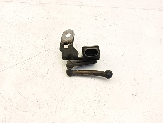 6763735 Sensor de nivel de carrocería trasero  disponible Málaga