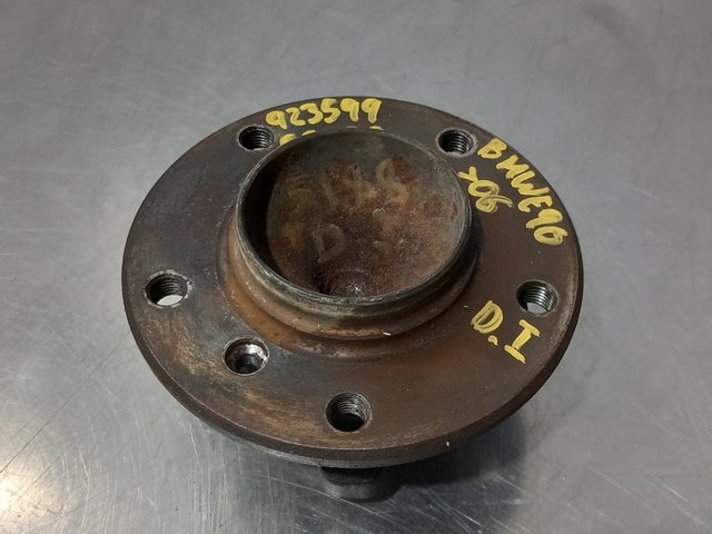 6765154 BMW