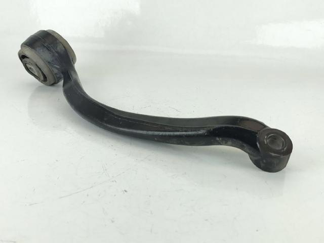 Brazo inferior derecho de la suspensión delantera 6768984 BMW
