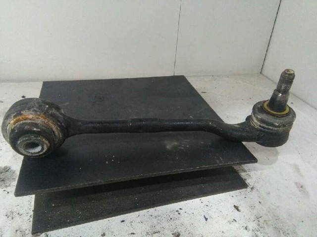 Brazo inferior izquierdo/derecho de suspensión delantera 6768989 BMW