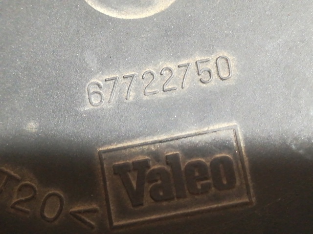 LAND ROVER 67722750 Faro derecho  disponible España