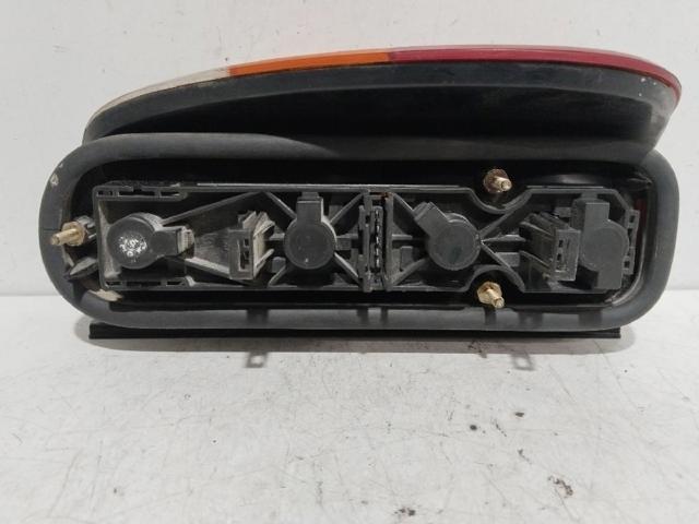 VAG 67723681 Piloto trasero derecho  en stock Terrassa