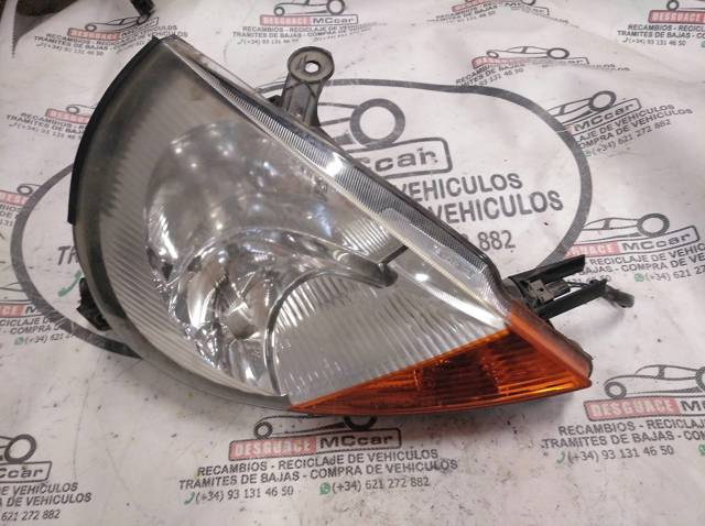 67724920 Faro derecho  en stock Granada