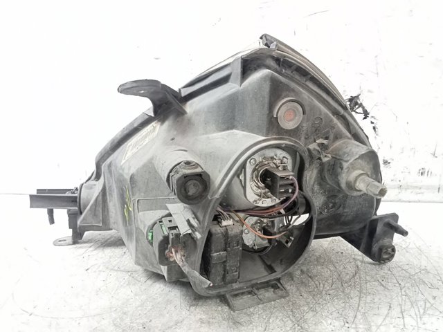 67724920 FORD Faro derecho  en stock Huelva