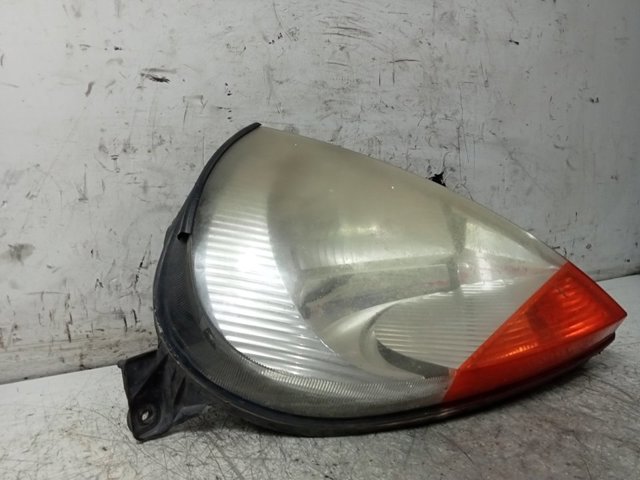 67724920 Faro derecho  en stock Sabadell
