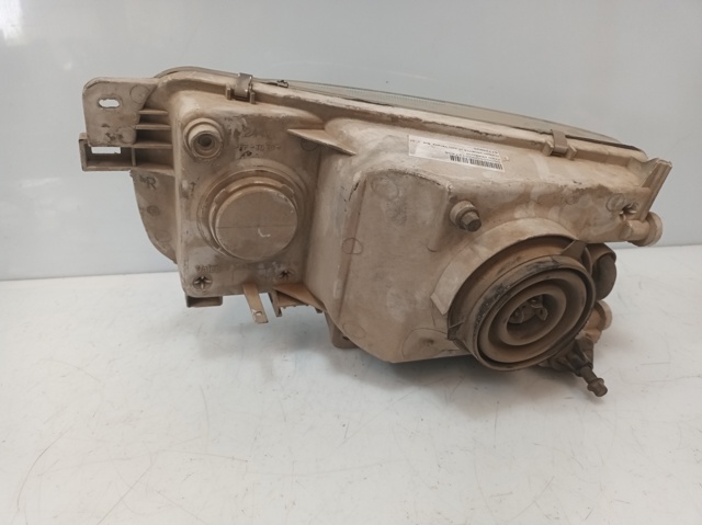 Faro derecho para Nissan Vanette C23