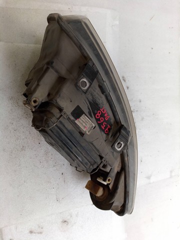 67742701 Faro derecho  en stock Granada