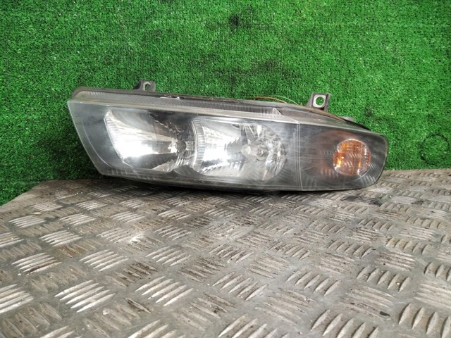 VAG 67742701 Faro derecho  disponible Valladolid