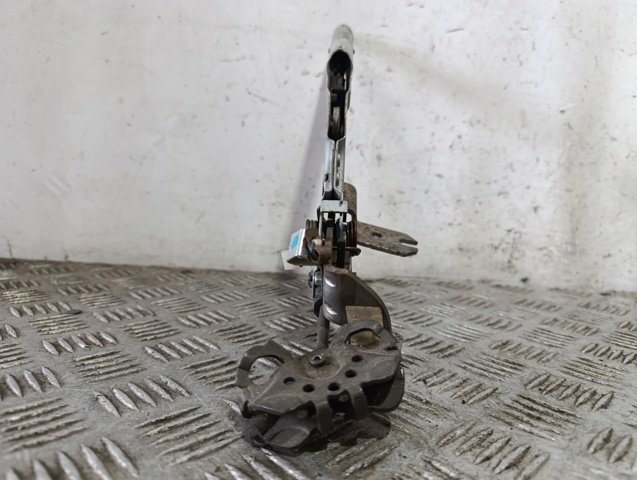 6775490 BMW