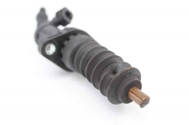 6775872 BMW Bombin de embrague  en stock Gandía