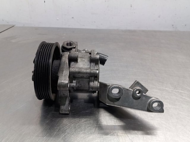 677732101 Bomba de dirección asistida  disponible Burgos