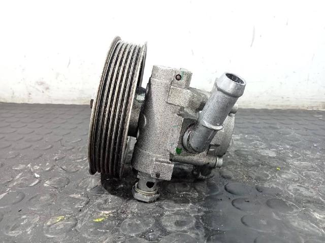 BMW 678045902 Bomba de dirección asistida  disponible España