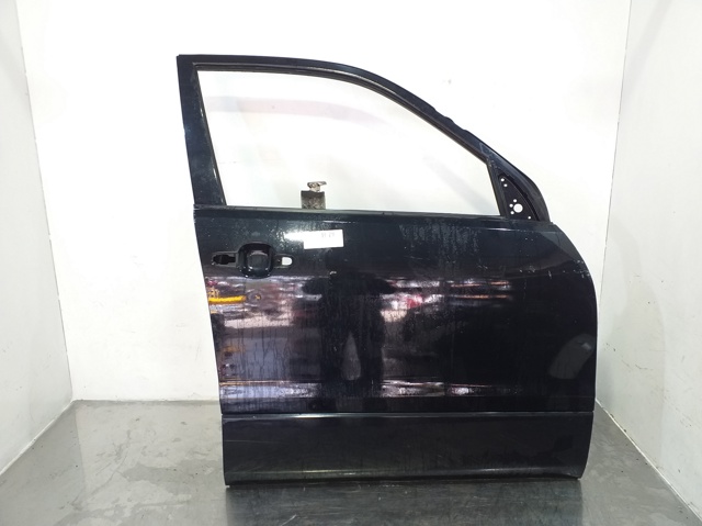 Puerta delantera derecha 6800165844000 Suzuki