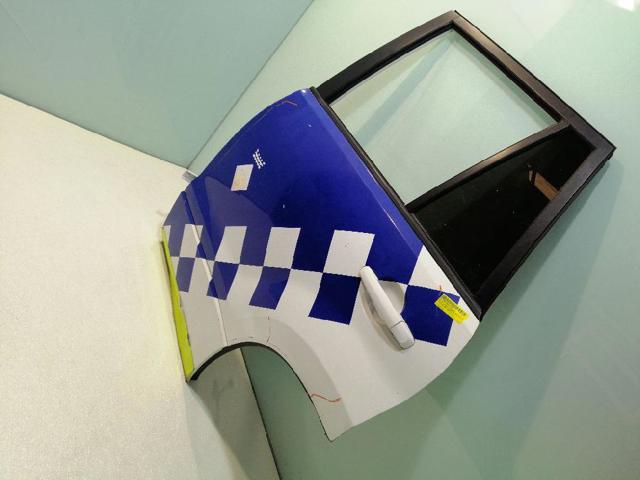 Puerta trasera izquierda Suzuki Grand Vitara JB