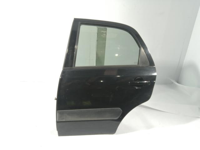 Puerta trasera izquierda 6800479J00 Suzuki