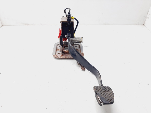 Pedal del embrague Jeep Patriot  (2007-2017)