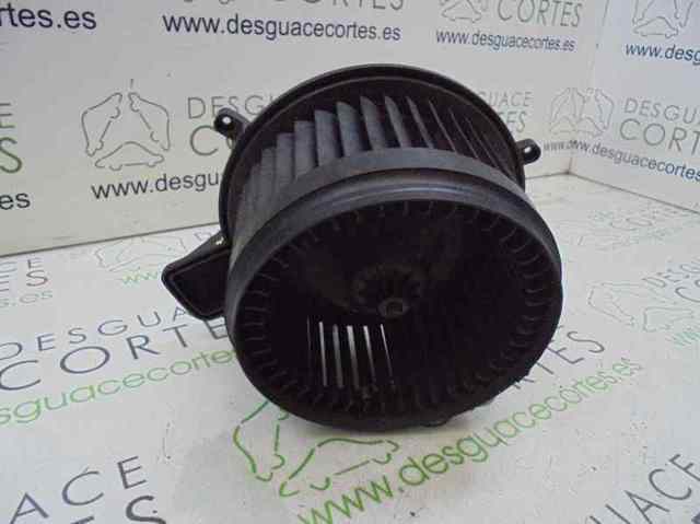 Motor eléctrico, ventilador habitáculo 68037308AA Chrysler