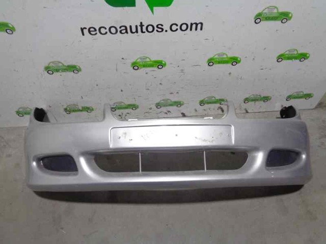 Parachoques delantero 68071990AA Chrysler