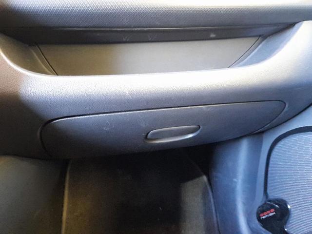 681087227R RENAULT Guantera  comprar en Jaén