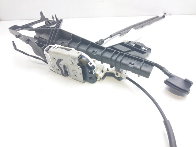 68164358AB Cerradura de puerta delantera derecha  disponible Málaga