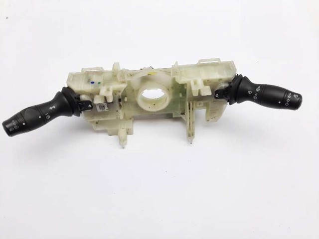681720005R RENAULT Conmutador de la columna de dirección completo  disponible Alicante