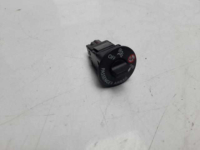 681995290R RENAULT Botón de desactivación del airbag  comprar en Jaén