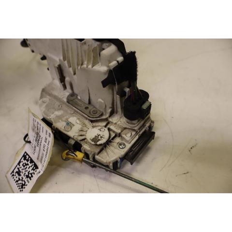 68211097AD CHRYSLER Cerradura comprar Madrid