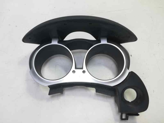 NISSAN 682401KZ1A Moldura del tablero de instrumentos  comprar en Ponferrada