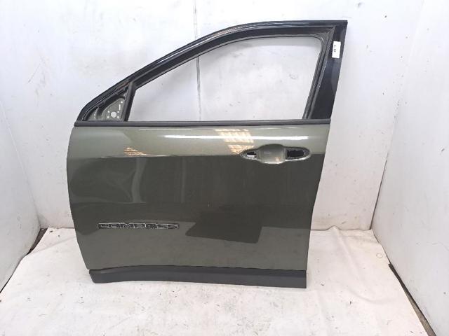 Puerta delantera izquierda 68242543AA Chrysler