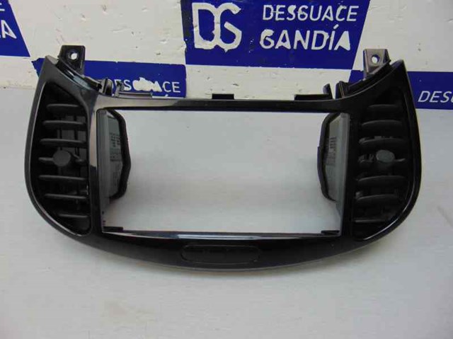 68260BX80A Nissan/Infiniti